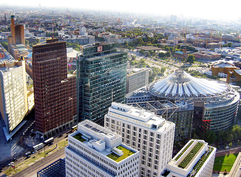 Potsdamerplatz y sede de la banca.