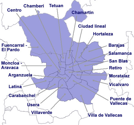 Mapa de Madrid, España, con sus distritos resaltados en morado. Los distritos incluyen Centro, Chamberí, Tetuán, Chamartín, Ciudad Lineal y otros. Cada distrito está marcado con líneas que señalan su respectiva zona.